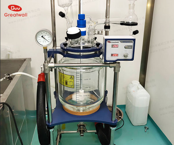 雙層玻璃反應(yīng)釜四氟乙烯墊片如何使用？